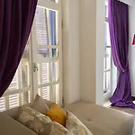 Simira