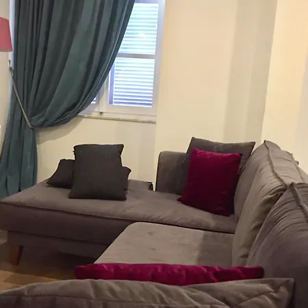 Simira アラカティ