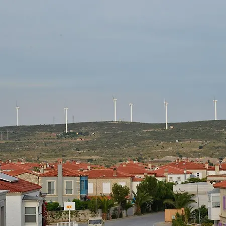 ベッド・アンド・ブレックファスト Simira アラカティ