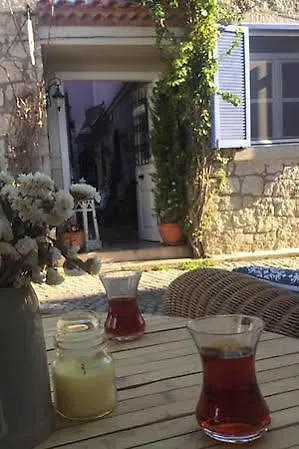 Simira Bed & Breakfast Alaçatı