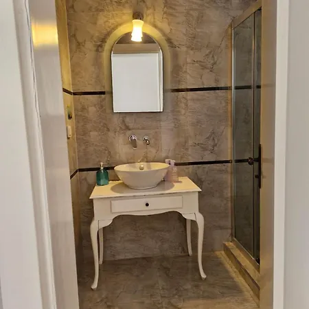 Bed & Breakfast Simira Alaçatı