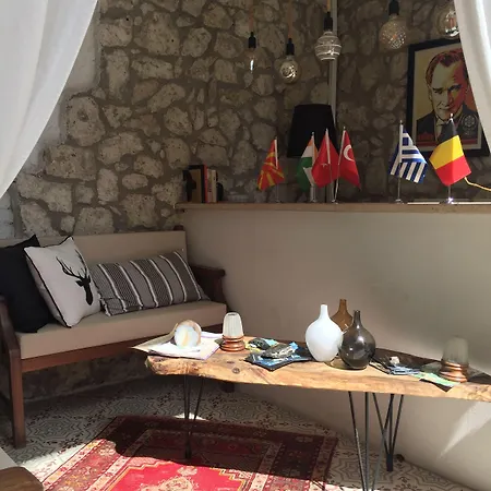 Simira Bed & Breakfast Alaçatı